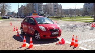 Auto skola - Paralelno parkiranje automobila